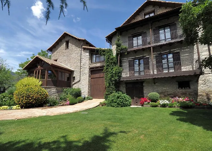 Tres Albares Alpstuga Lardies